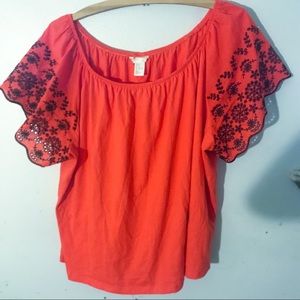 NEW Off-shoulder top